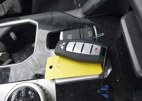 2025 Mitsubishi Outlander Se/Diamond Trail Edition из США, поврежденный, VIN JA4J3VA82SZ035502